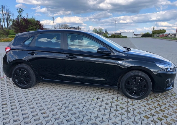 Hyundai I30 cena 45900 przebieg: 220000, rok produkcji 2020 z Daleszyce małe 596